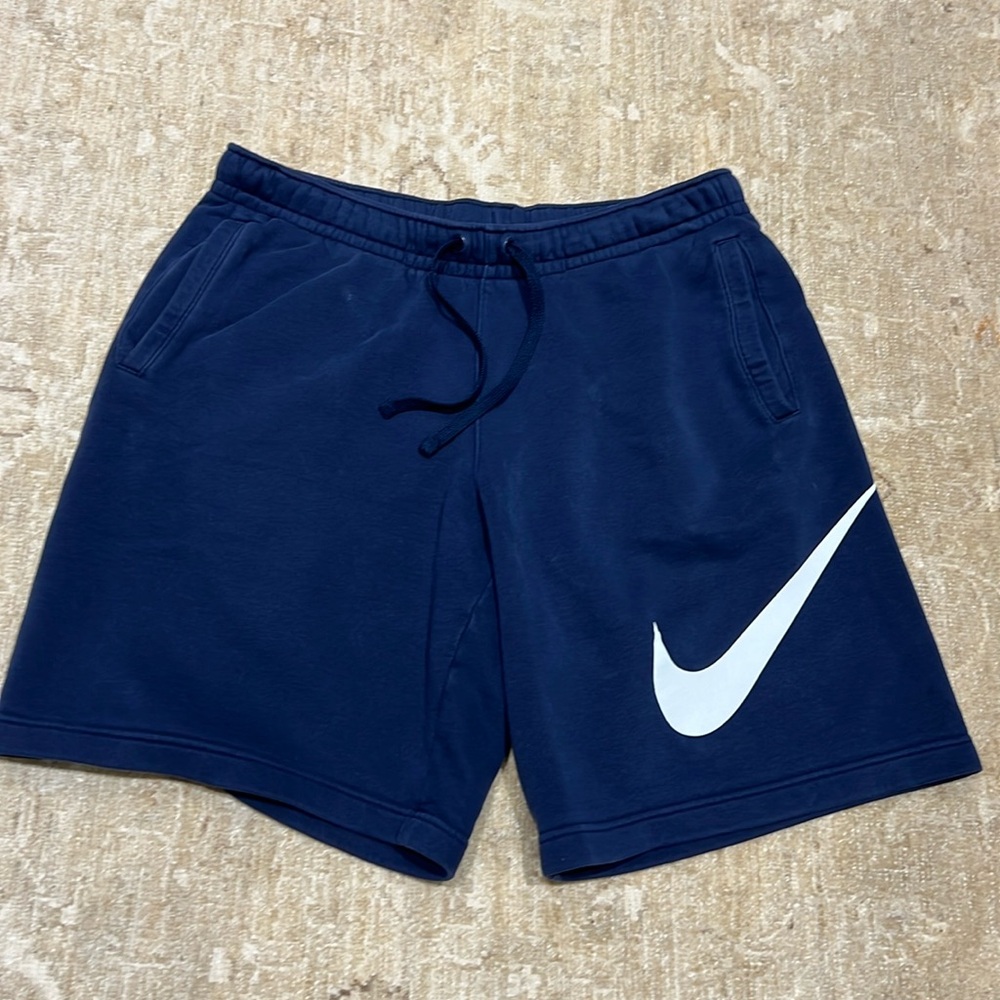 Nike Fleece Shorts. Navy. Size Large